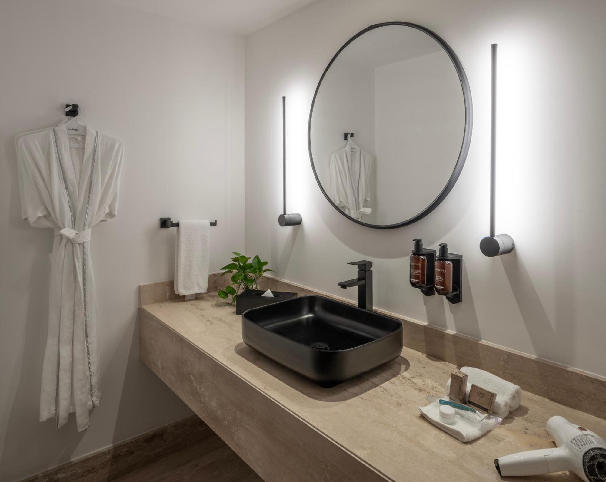 Hotel Elements By Marquis 4*