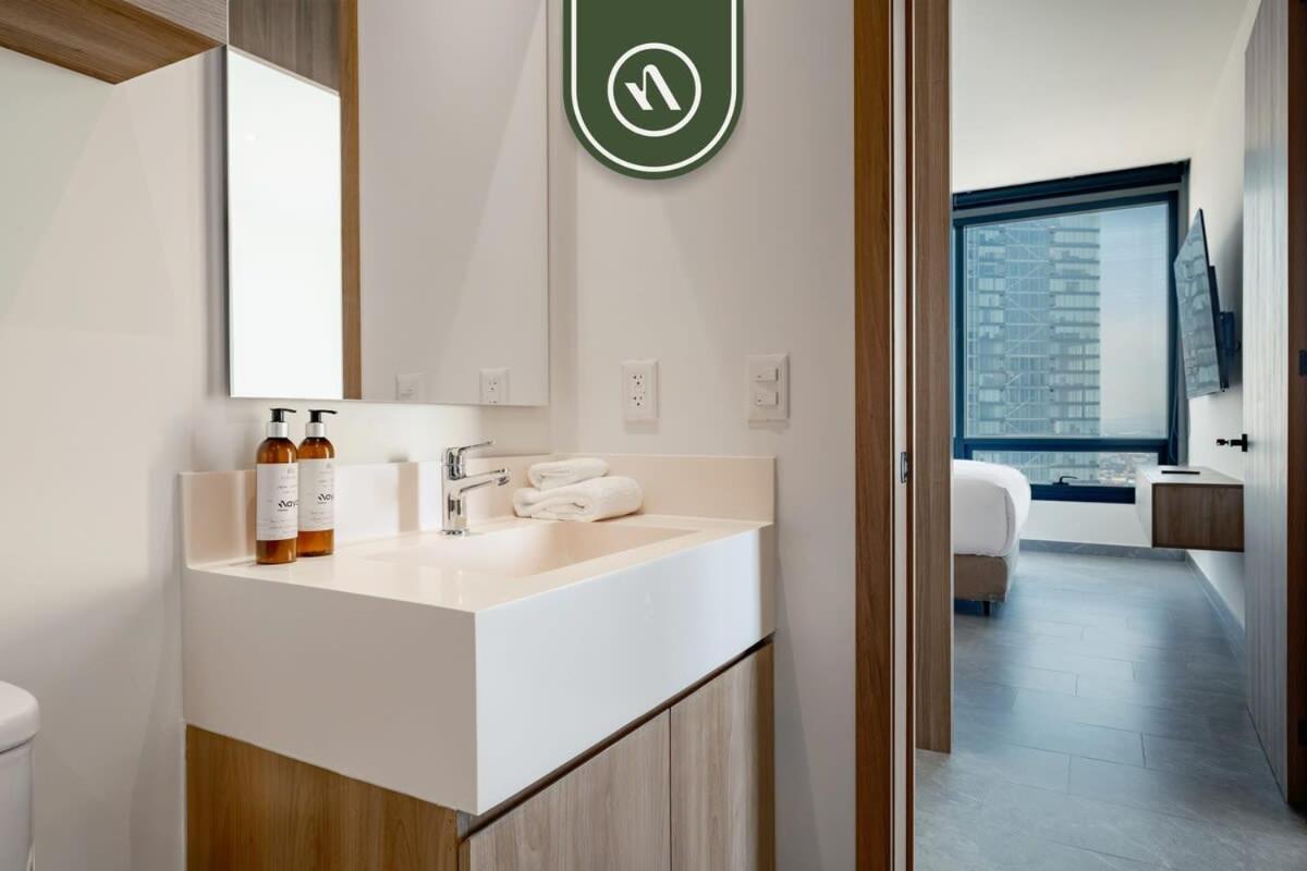 Apartment Luxury 2 Bedroom In Reforma - Skyline View - Pool Mexico City