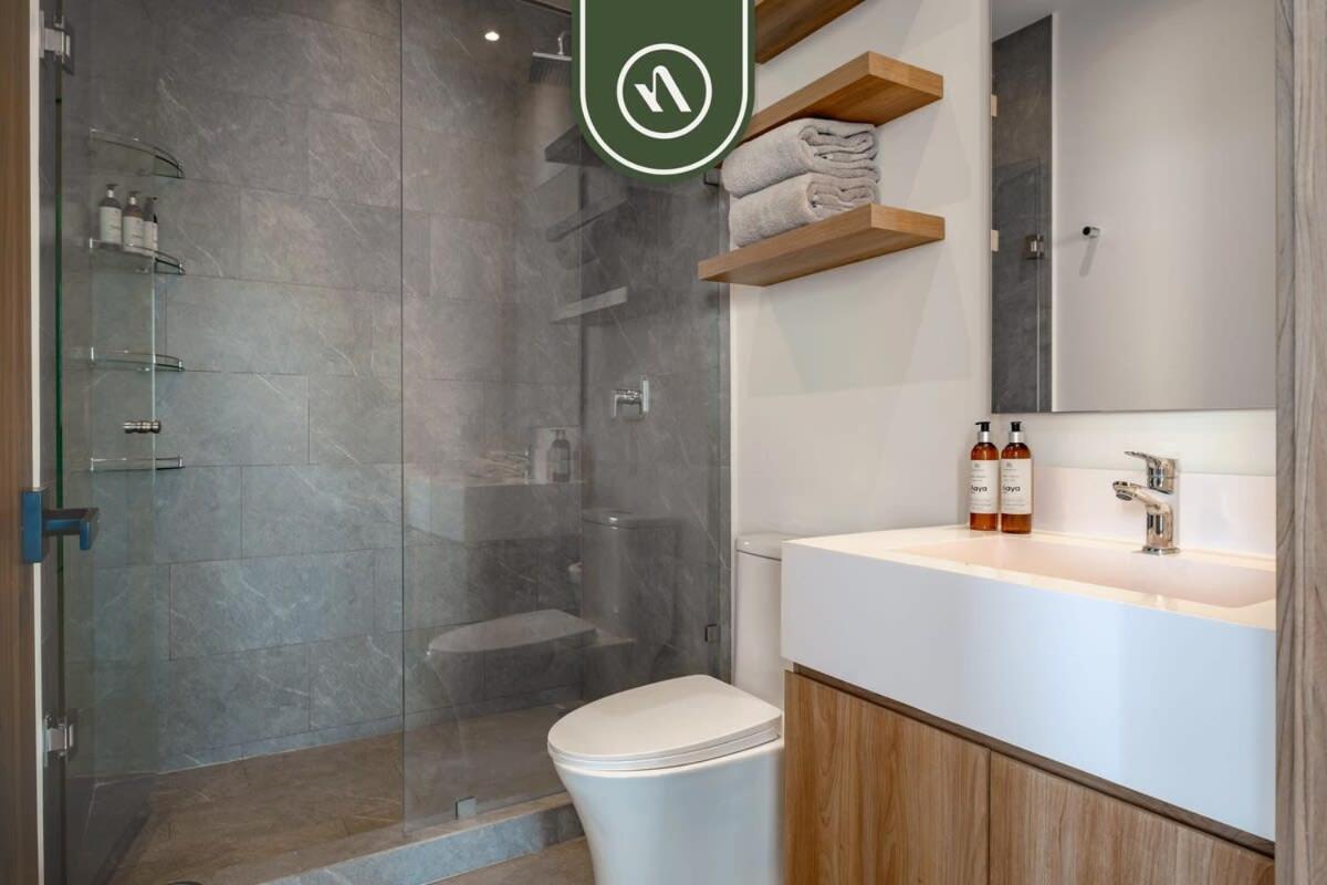 Luxury 2 Bedroom In Reforma - Skyline View - Pool * Mexico City