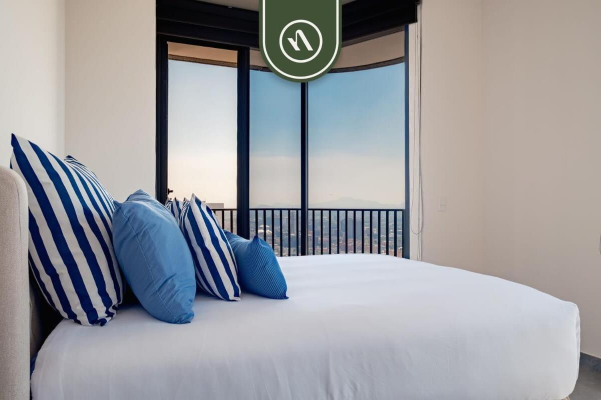 Luxury 2 Bedroom In Reforma - Skyline View - Pool * Mexico City