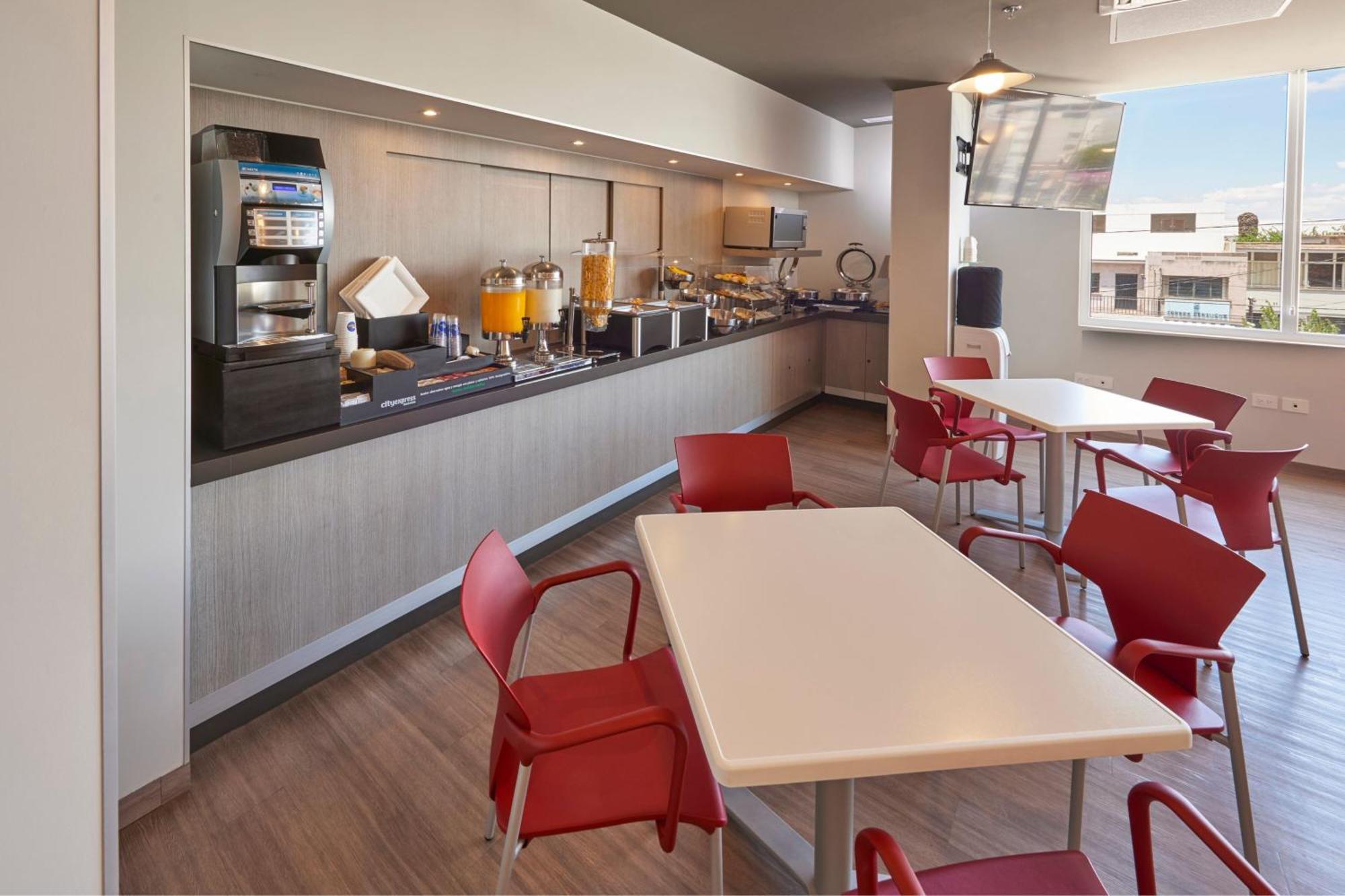 Express Junior By Marriott Ciudad De Sullivan 4* Mexico City