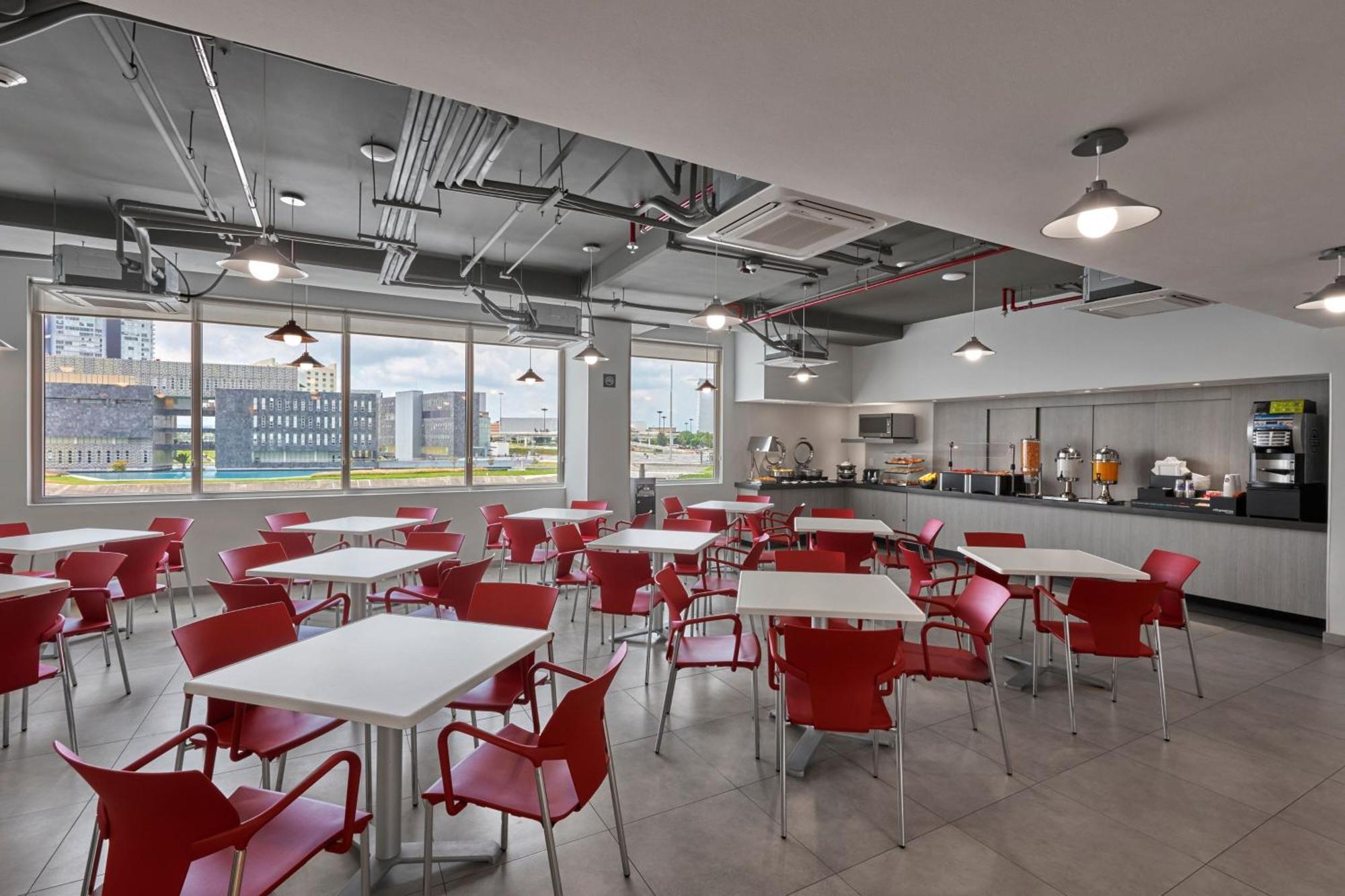 Hotel Express Junior By Marriott Ciudad De Sullivan Mexico City