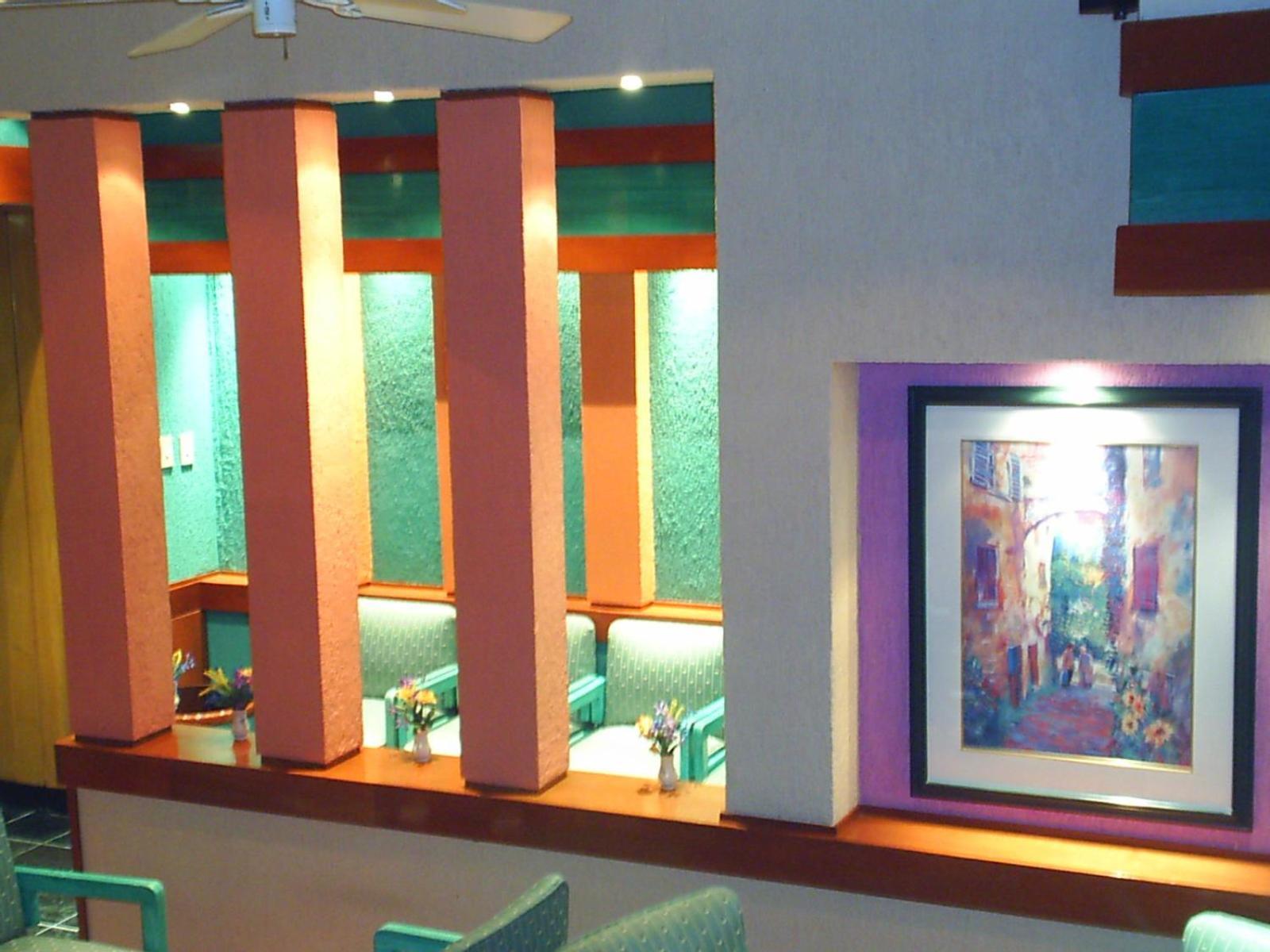 Hotel Segovia Regency 4*