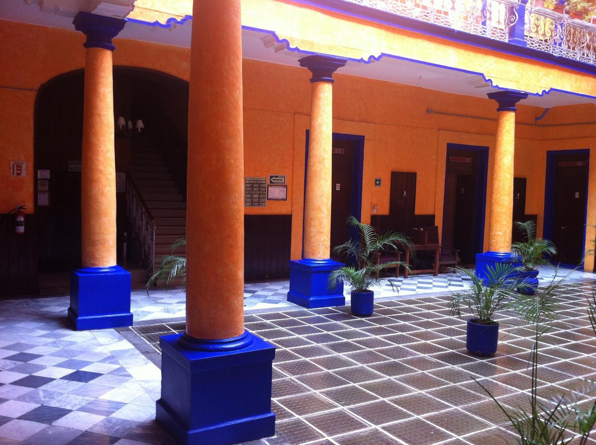 Hotel Isabel Mexico City