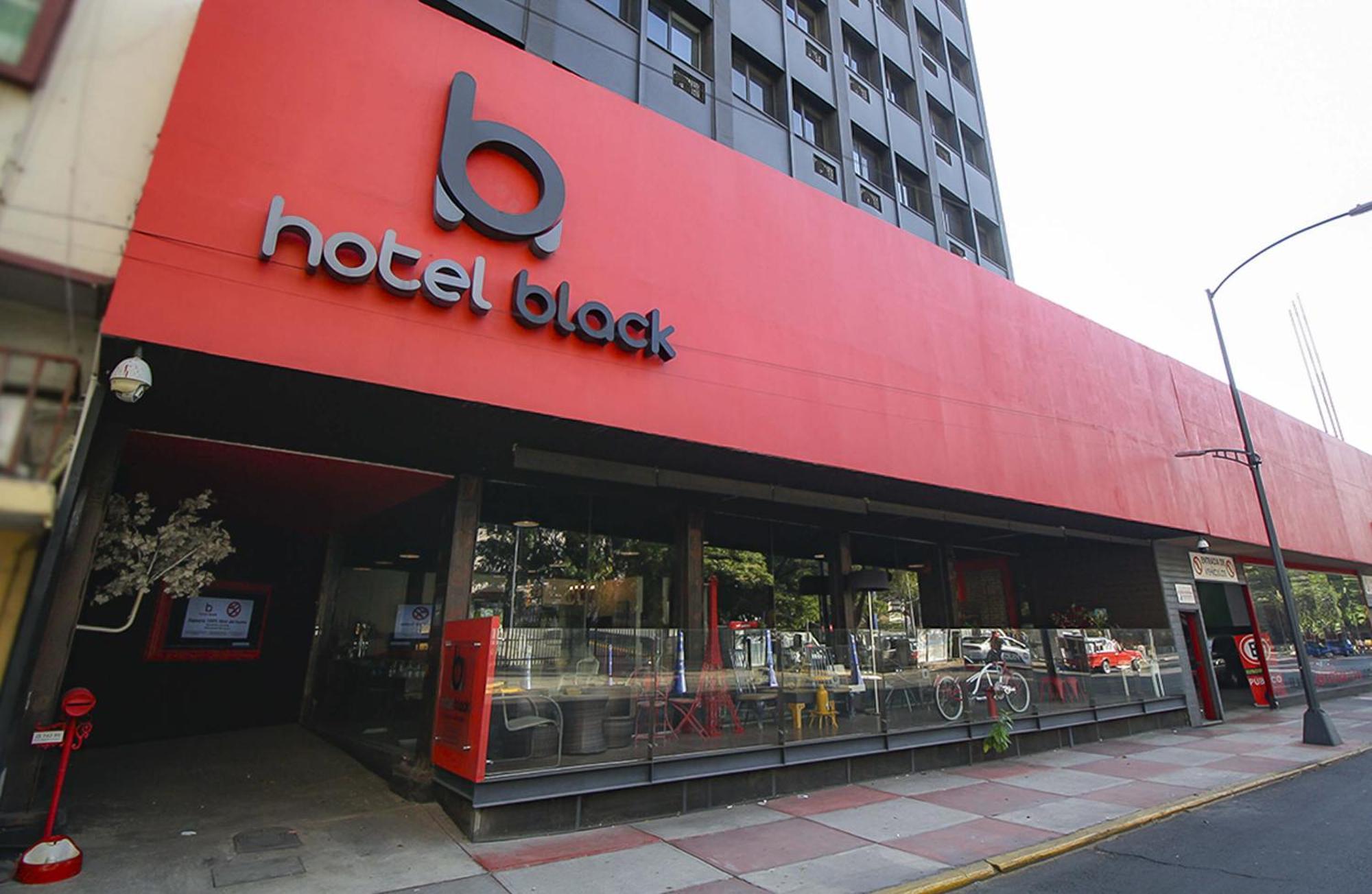 Black Boutique Hotel