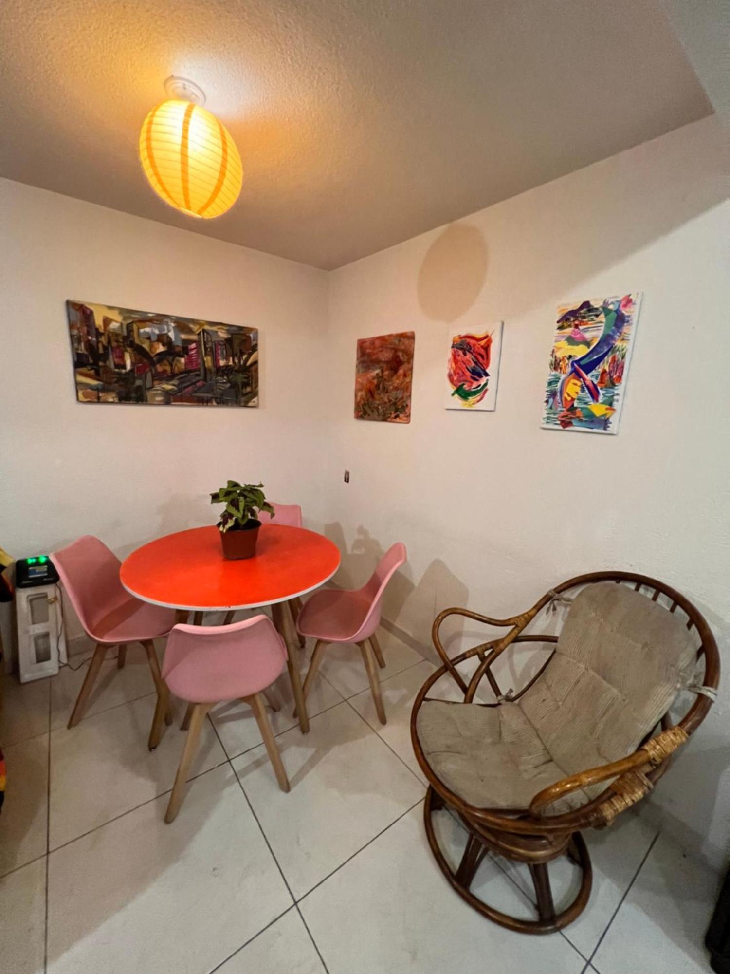 Rooftop Paradise Location, Scenic Views Homestay Mexico City
