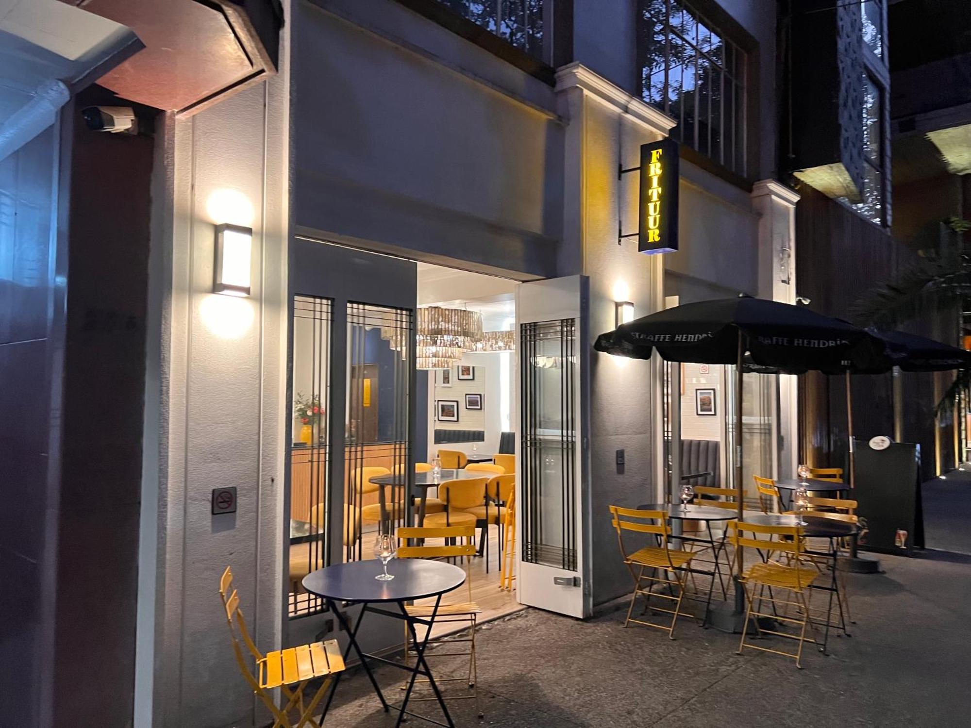 Condesa Campeche 8 Urban Elegance 2br 1ba With Large Living Areas Mexico City