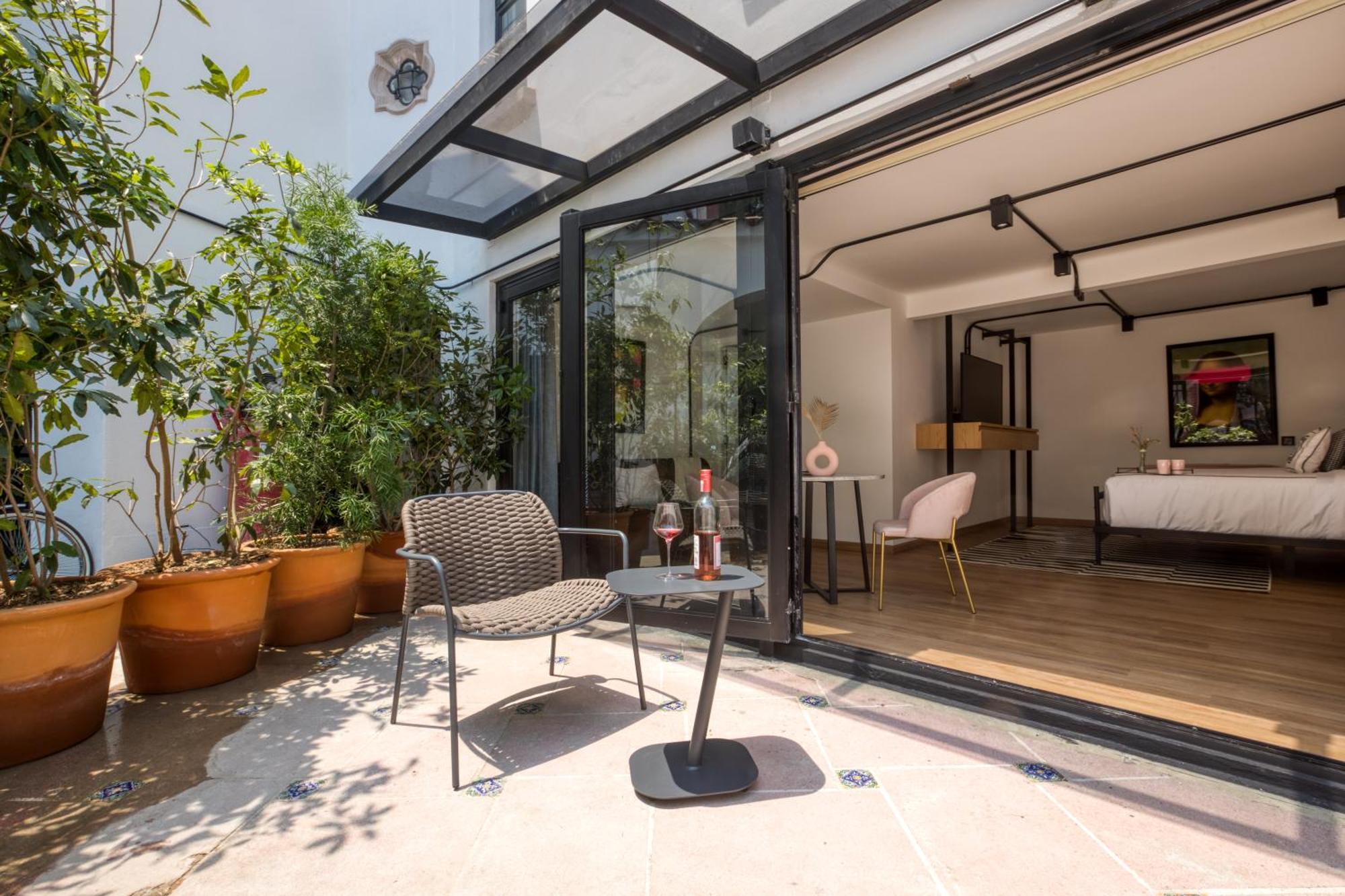 Hotel Utopic Campos Eliseos By Uliv