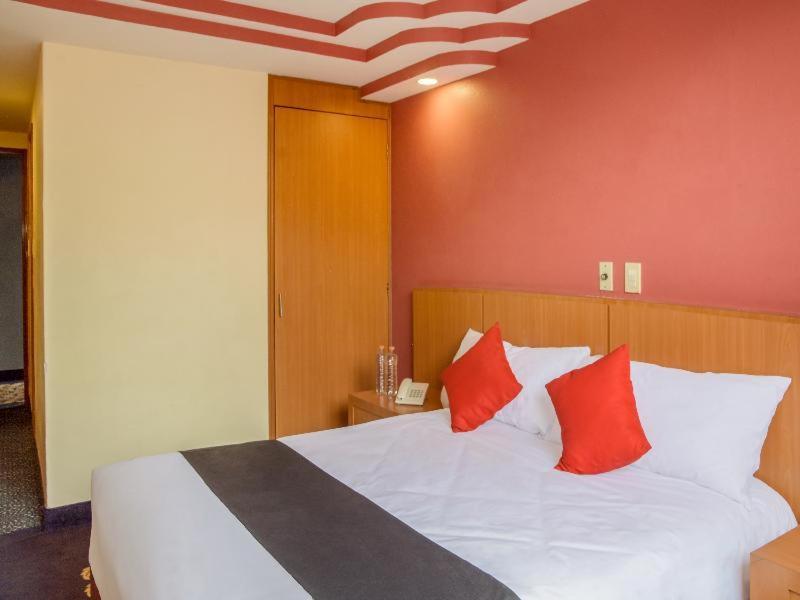 Hotel El Senador Mexico City