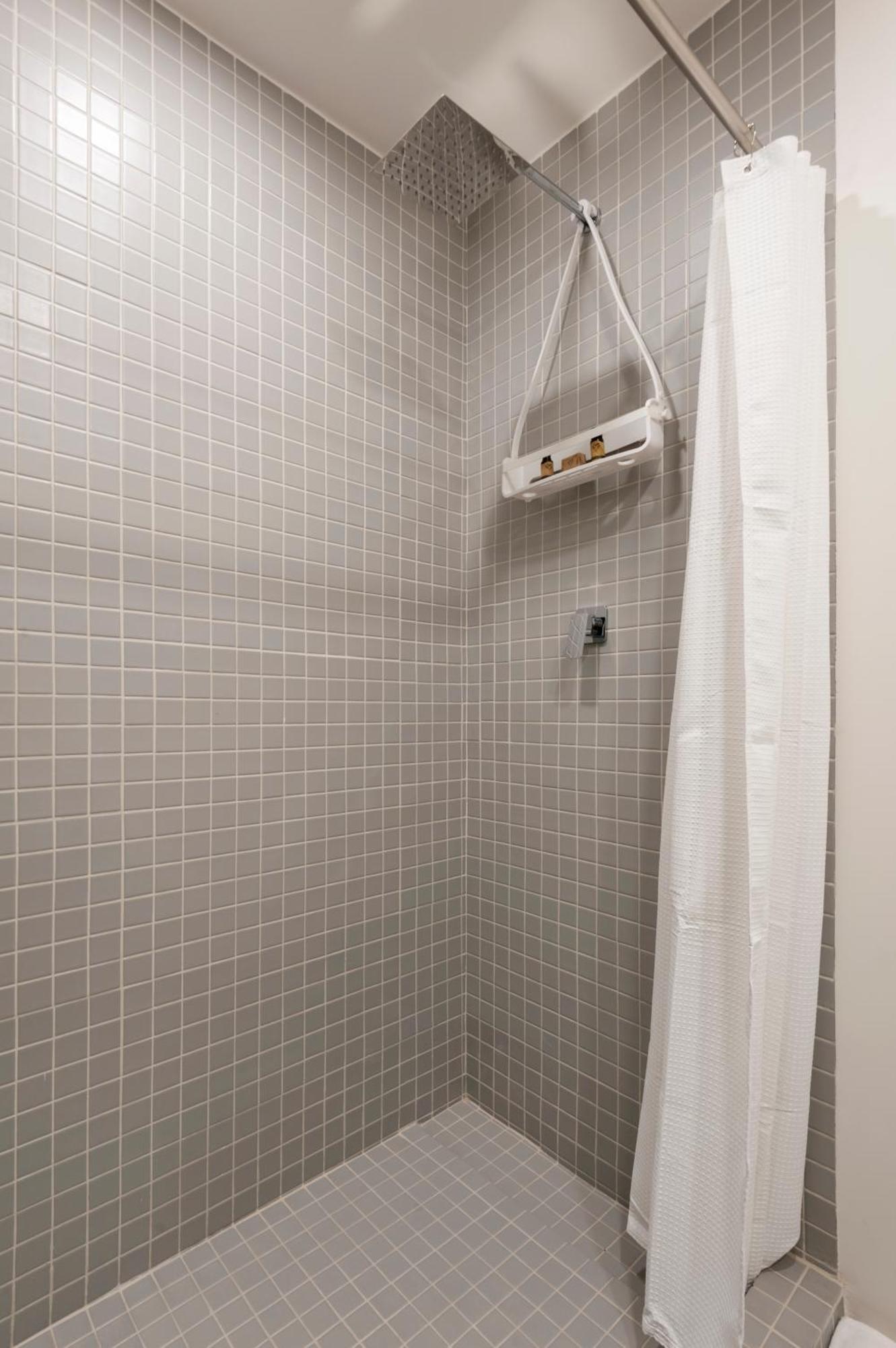 Alcazar Aparthotel *