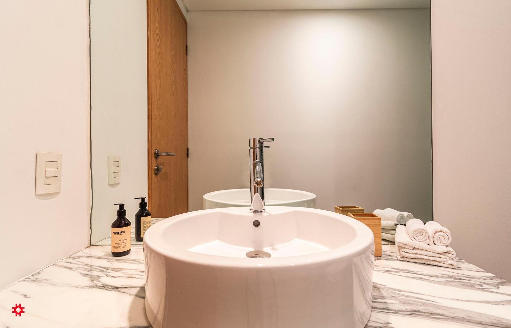 Casa Hamburgo By Kukun Apartment Mexico City