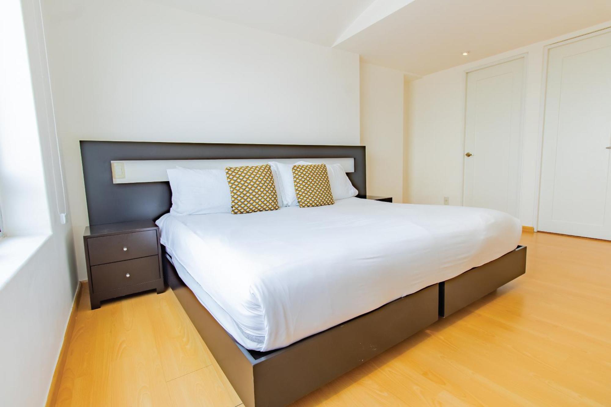 Apartahotel Capitalia - - Santa Fe