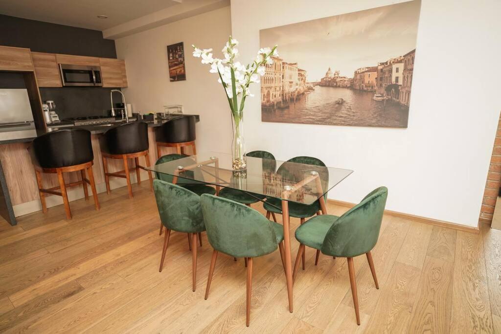 Apartment Luxury 3br Pool And Gym In Roma