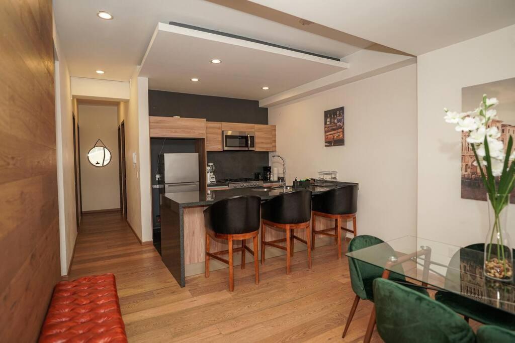 Luxury 3br Pool And Gym In Roma Apartment *