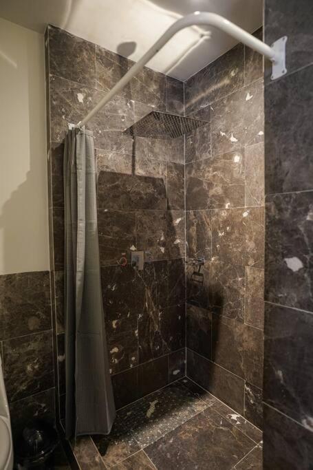 Apartment Luxury 3br Pool And Gym In Roma *