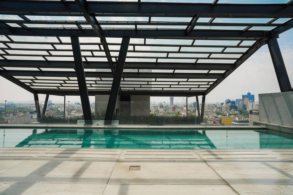 Luxury 3br Pool And Gym In Roma Apartment