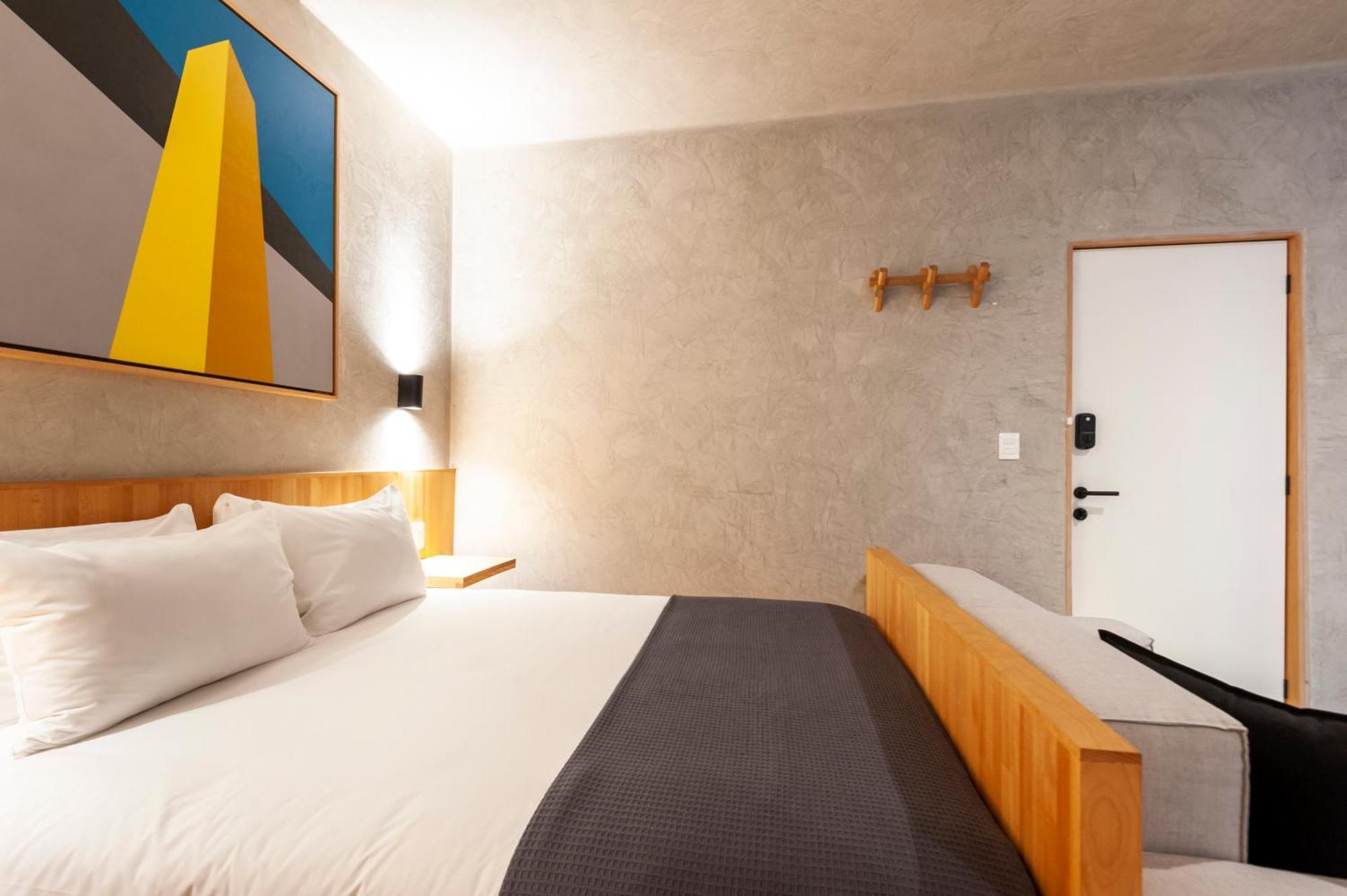 Chico Aparthotel *