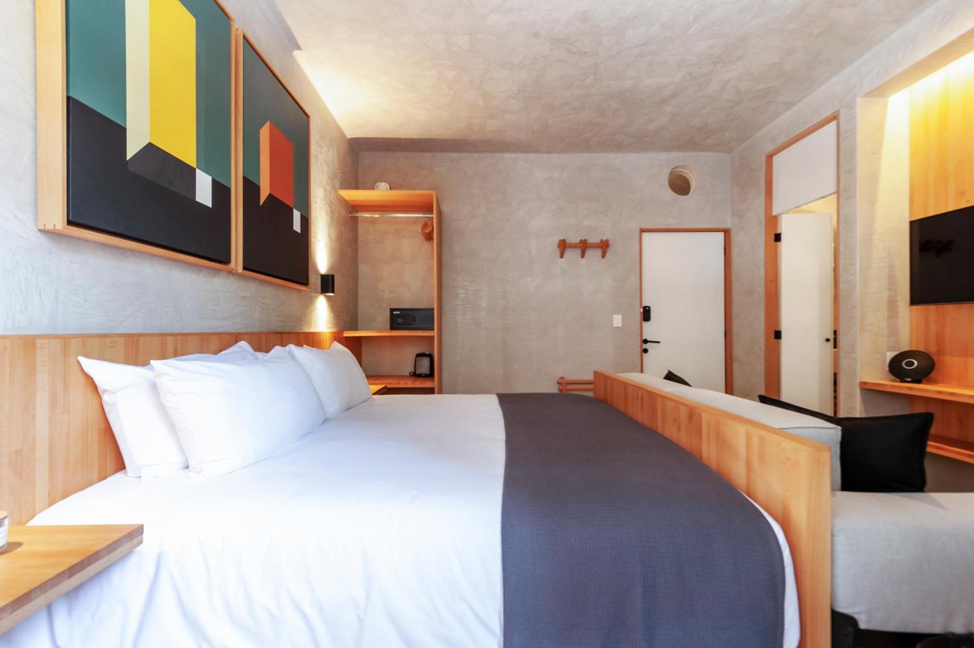 Chico Aparthotel *