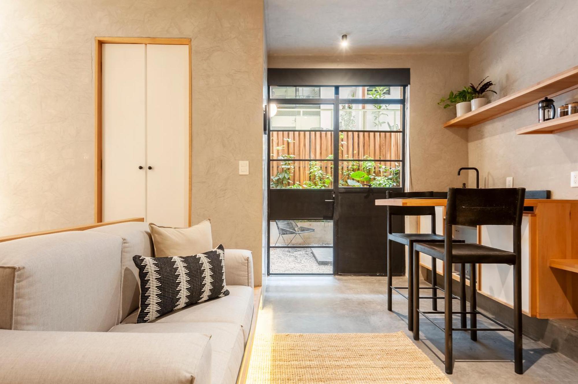 Chico Aparthotel *