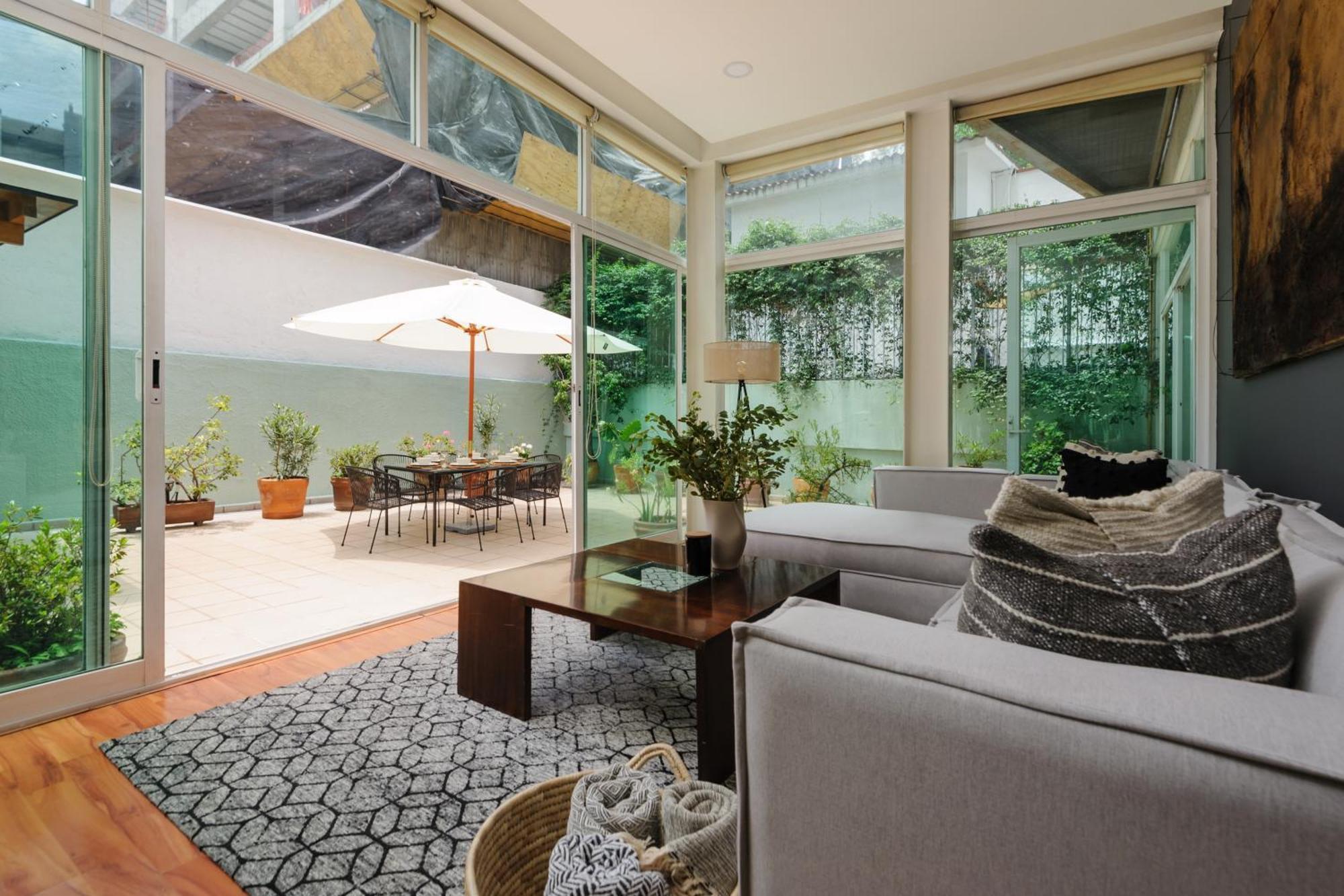 New! Stunning Garden House 2 Bdr Apartment