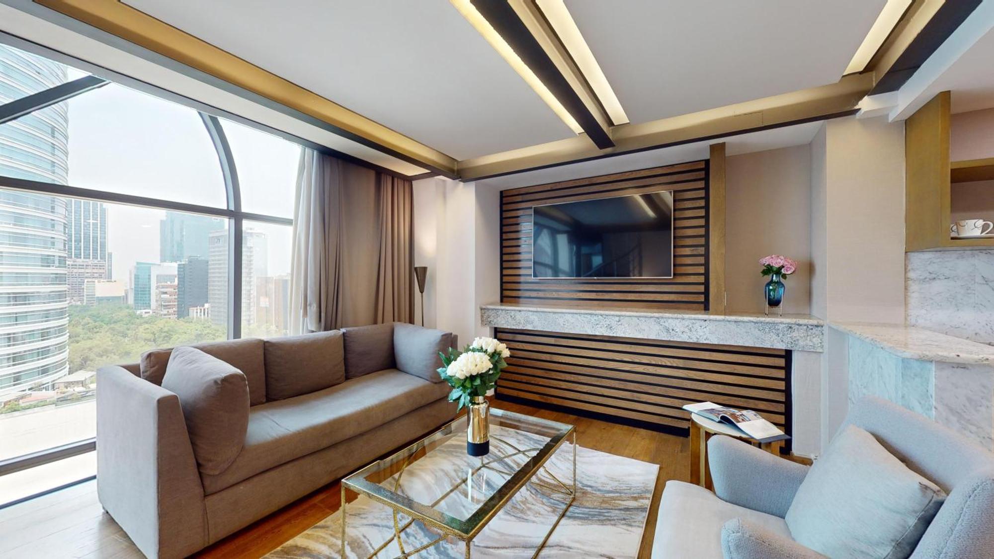 Marquis Reforma Hotel 5*