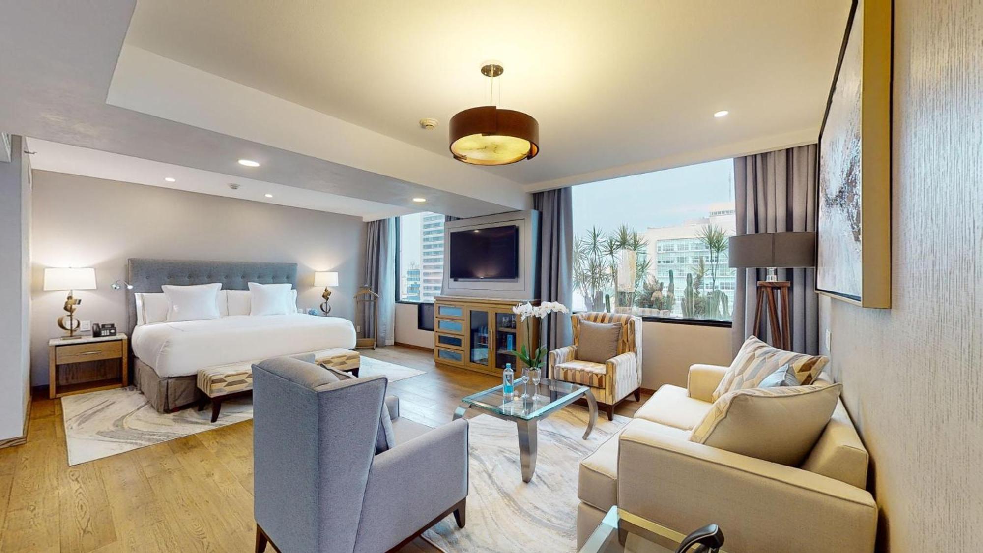 Marquis Reforma Hotel