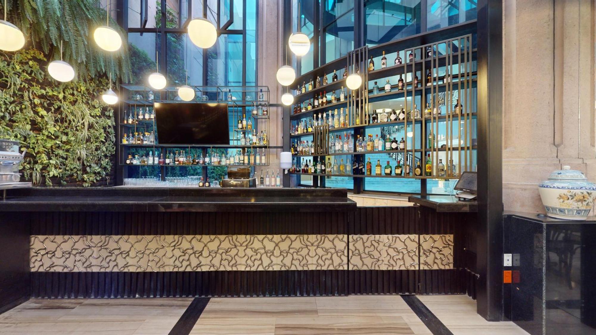 Marquis Skysuites Hotel