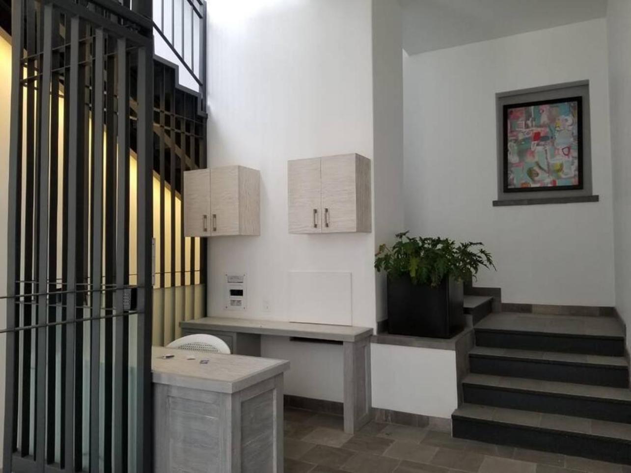 Apartment Spacious Urban Retreatwork & Play In