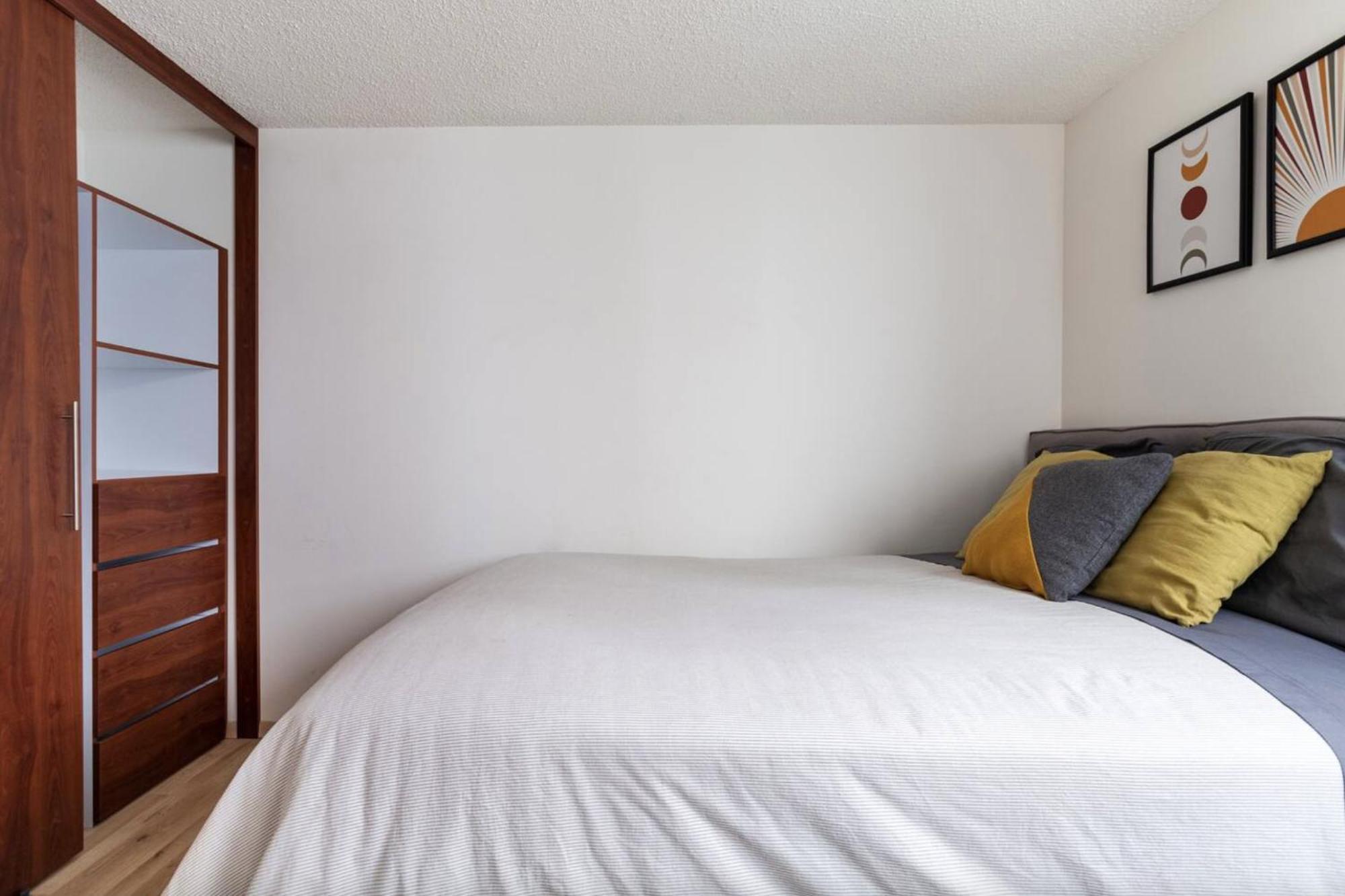 Private With Shared Bathroom In Roma Norte,