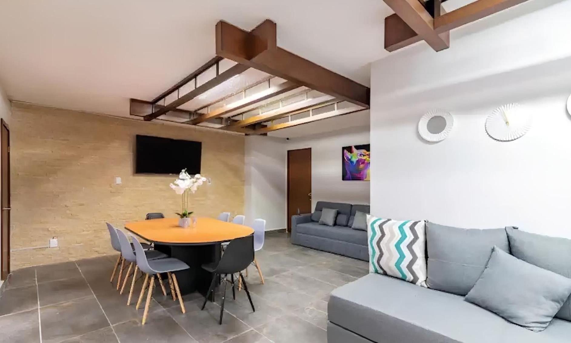 Cozy In Del Valle Great Location Near Wtc *
