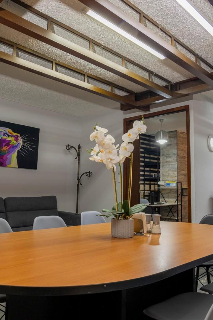 Cozy In Del Valle Great Location Near Wtc