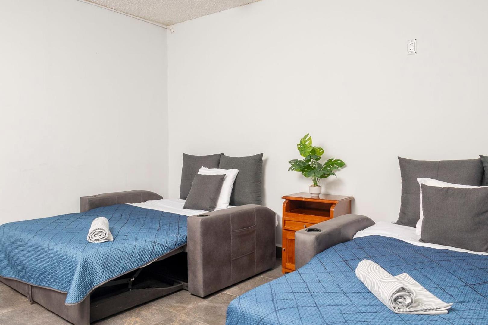 Cozy In Del Valle Great Location Near Wtc Apartment *