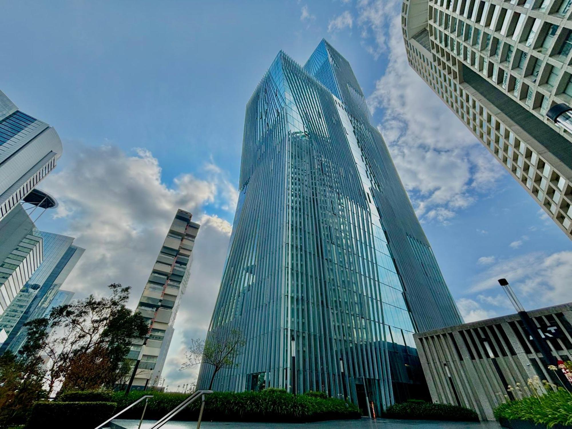 Park Life Paradox Santa Fe 3* Mexico City