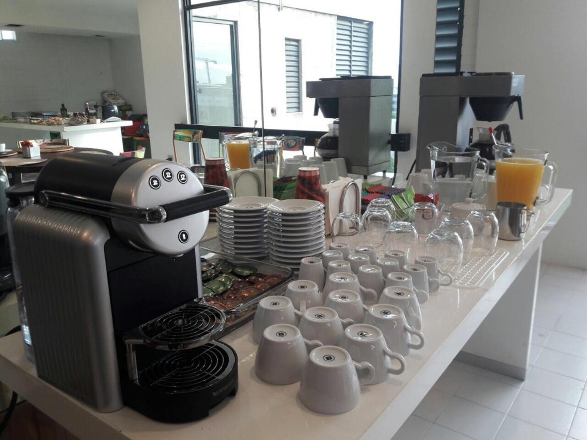 Flowsuites Wtc Aparthotel 4*
