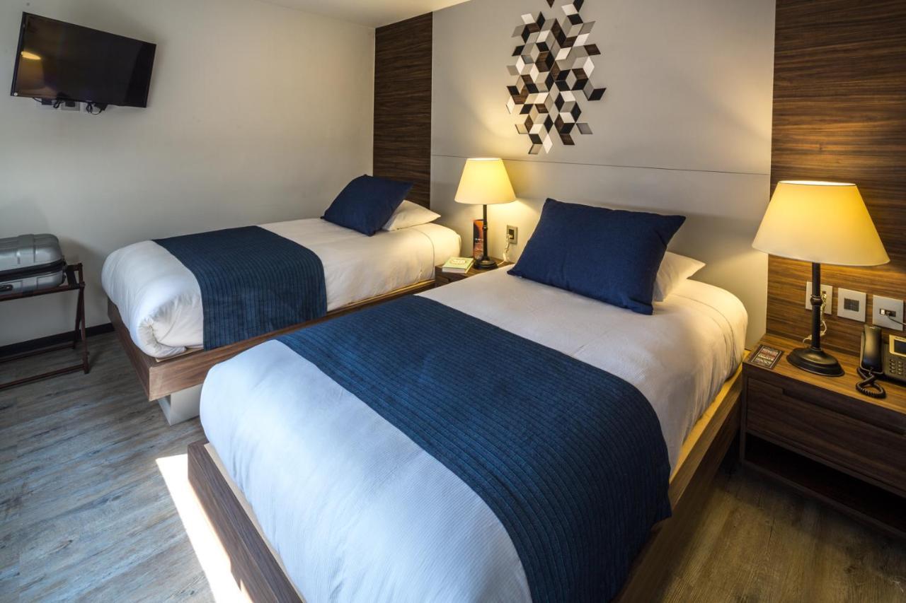 Aparthotel Flowsuites Wtc 4*