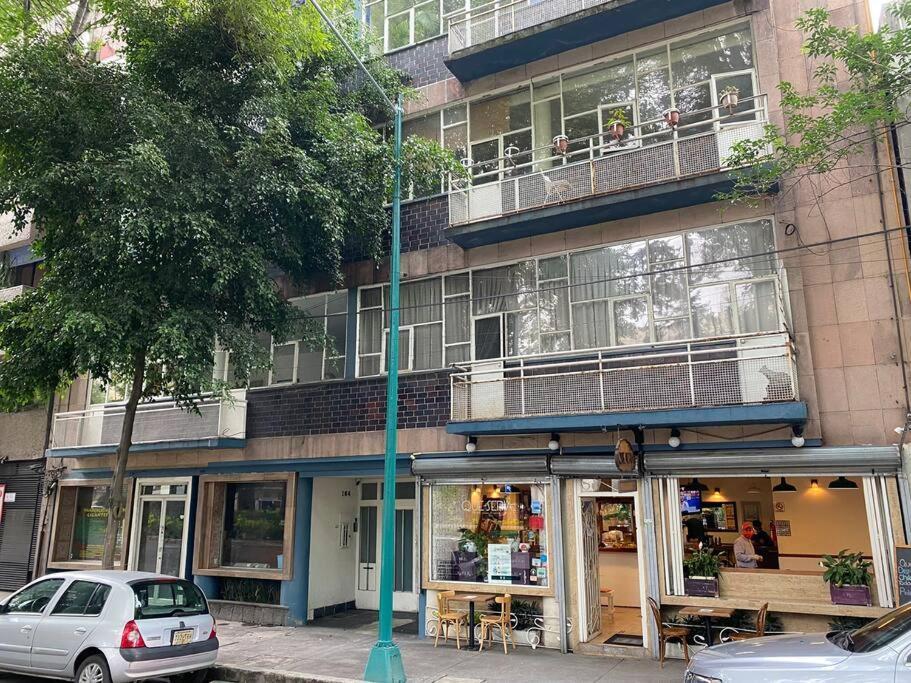 Amplio Apto Con Excelente Ubicacion En La Condesa * Mexico City
