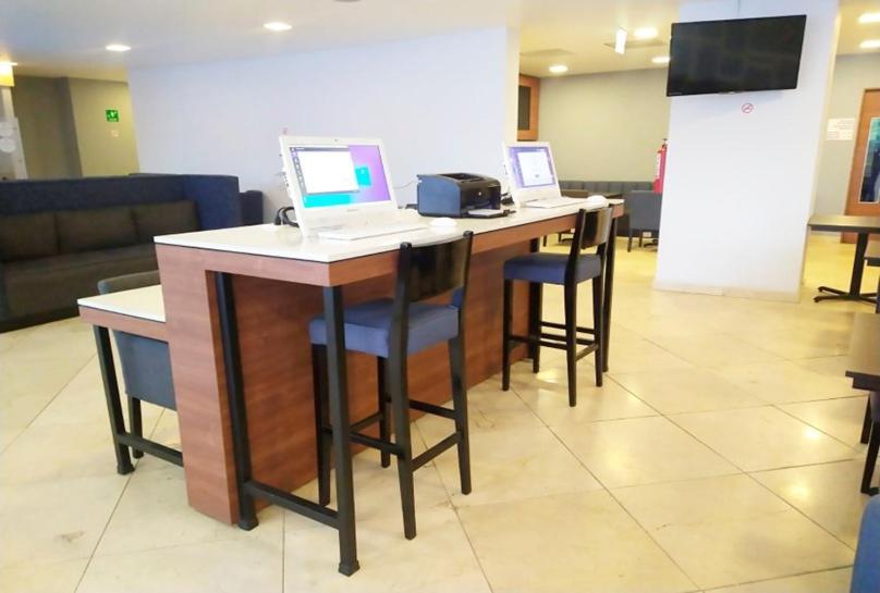 Express Santa Fe By Ihg 4*
