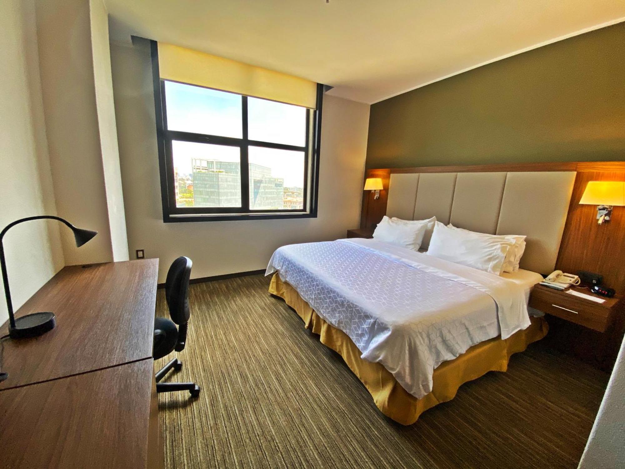 Express Santa Fe By Ihg 4*