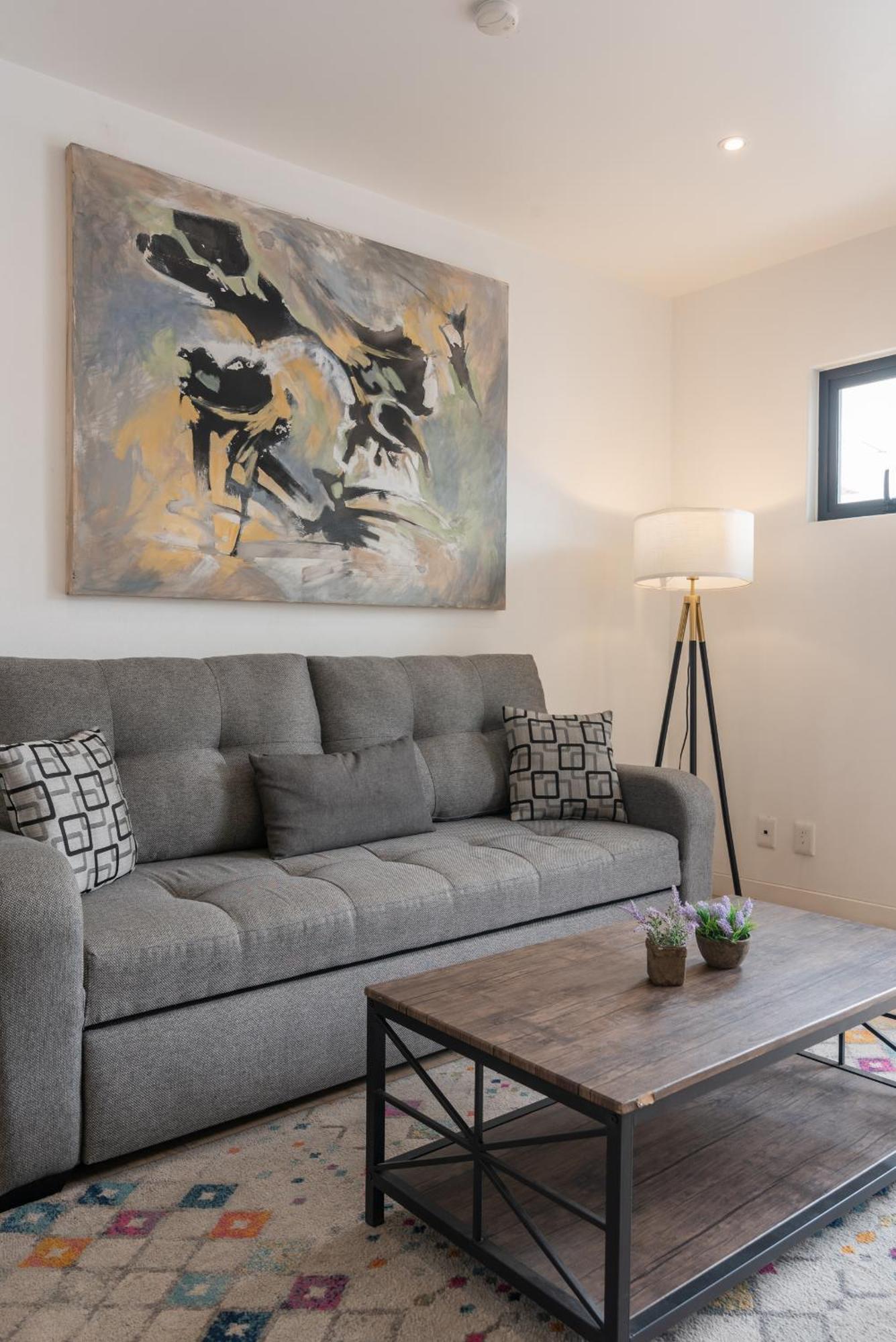Spacious Urban Retreatwork & Play In Mexico City