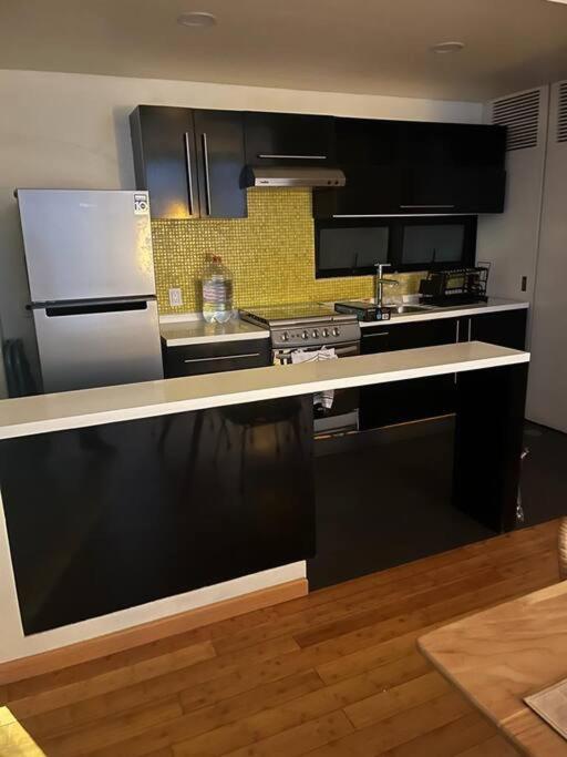 Apartment 2br Haven In Napoles With Massive Terrace *