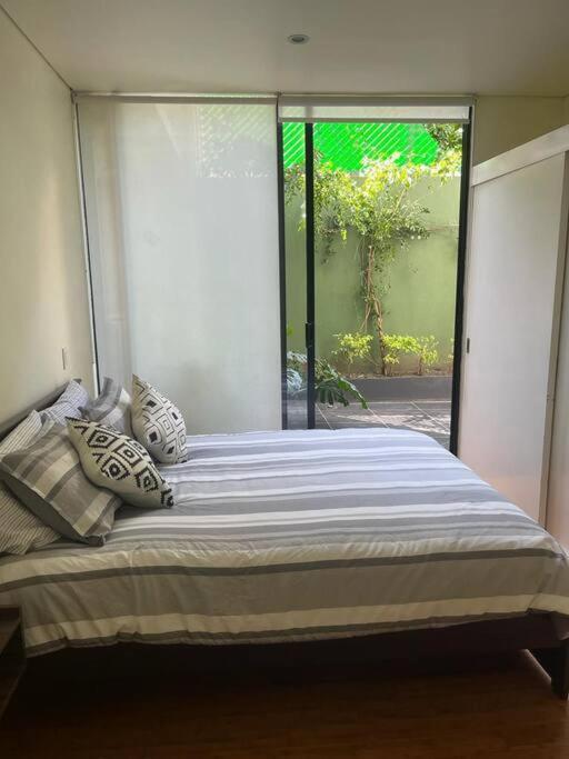 2br Haven In Napoles With Massive Terrace Apartment *