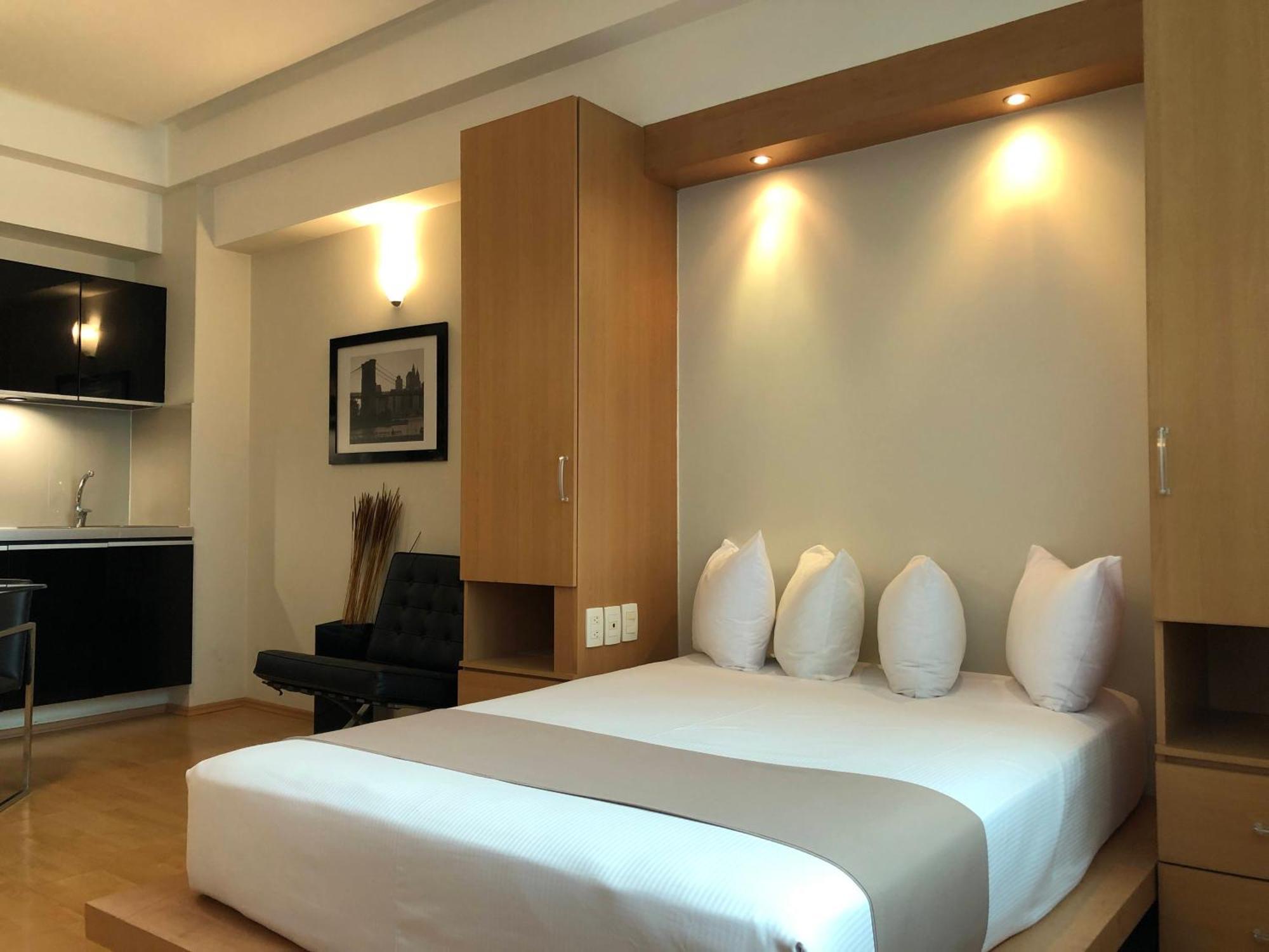 Aparthotel Capri Reforma 410 Mexico City