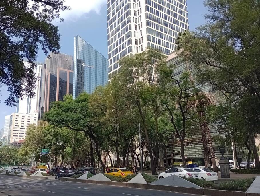 Por Reforma 222 Y Bolsa Mexicana Valores Apartamento México DF