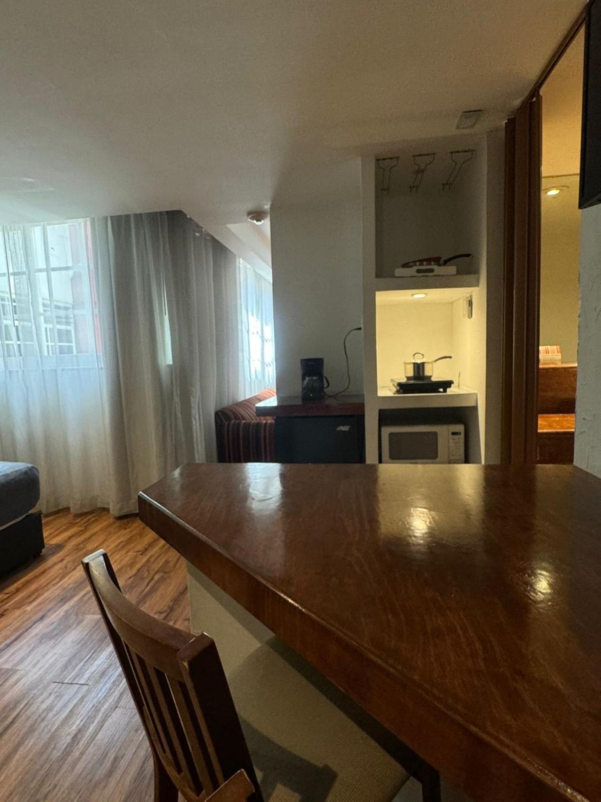 Hotel Mexicali 3*