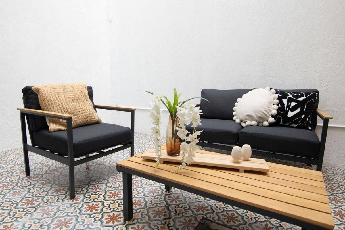 Breathtaking House With Patio In Roma Norte Mexico City