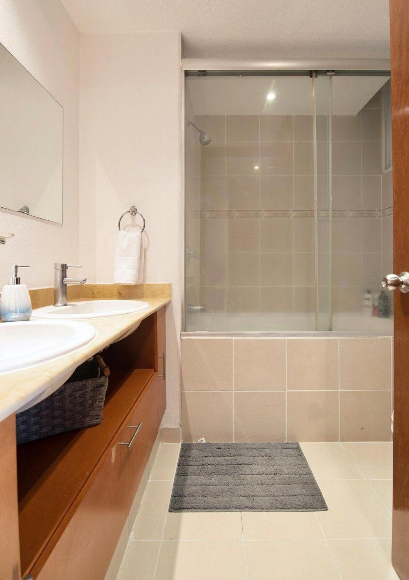 Apartment Formidable 3bed/2bath *
