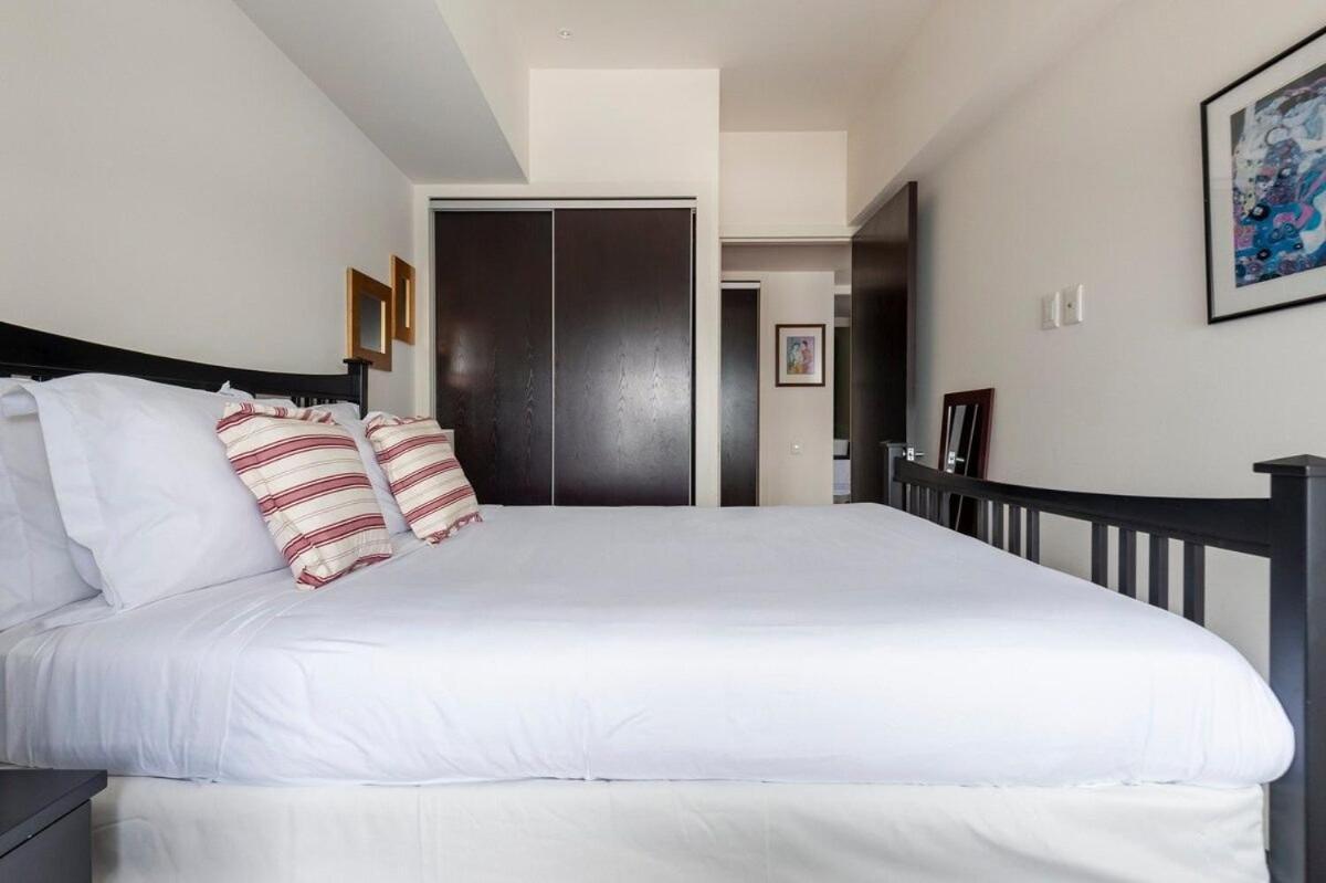 Beautiful W/amenities In Front Of Carso
