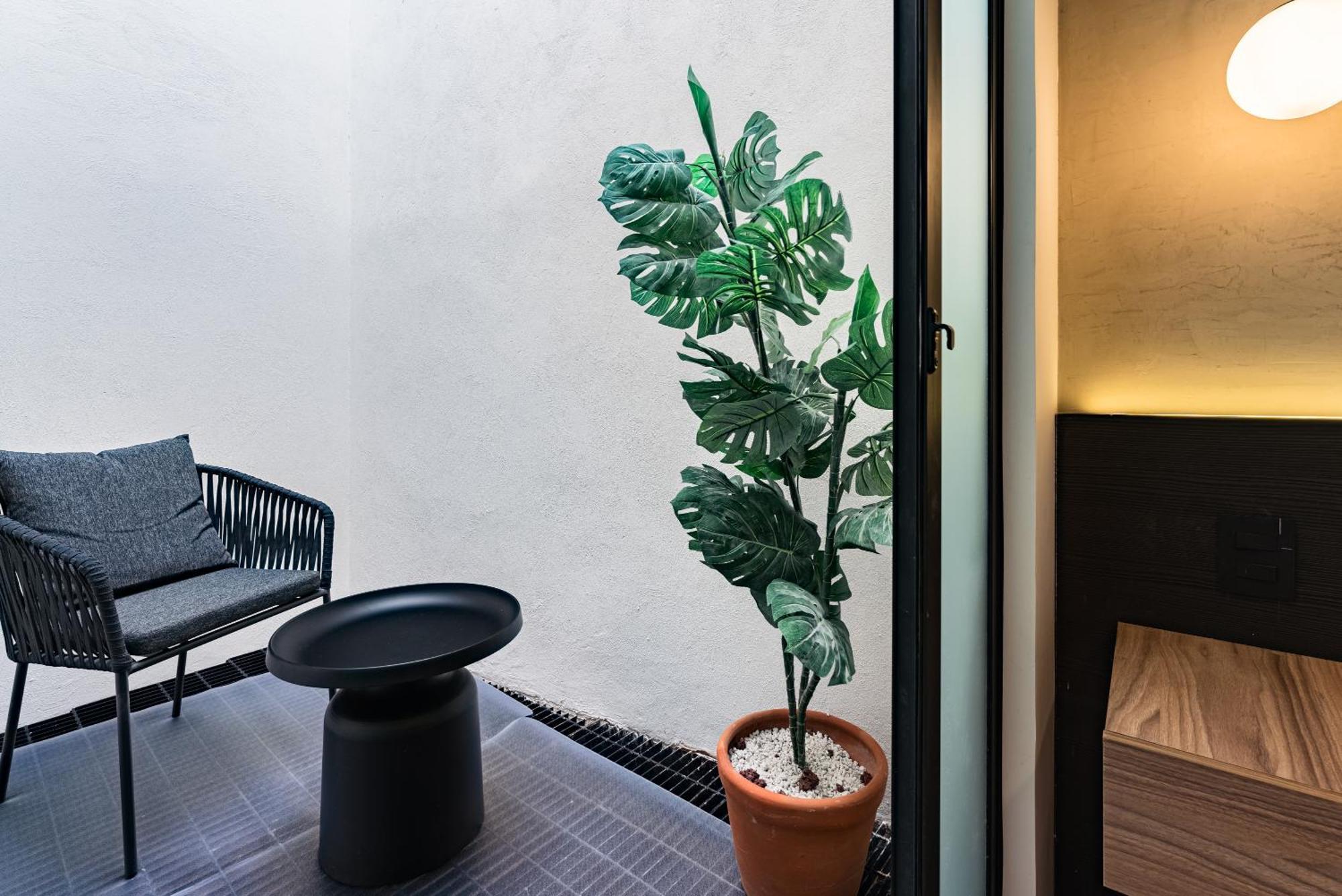 The Boutique 187 By Vh *