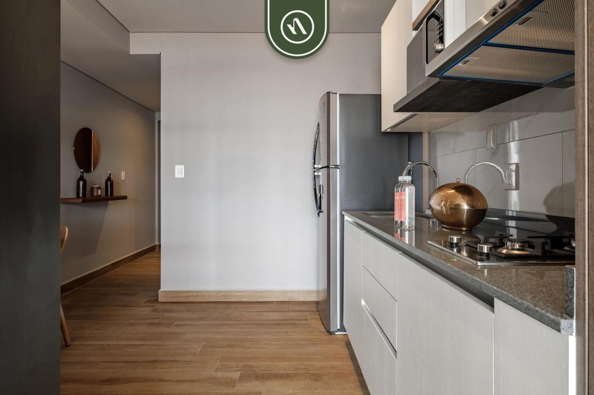 Apartment With Amazing View - Great Location - Pool *