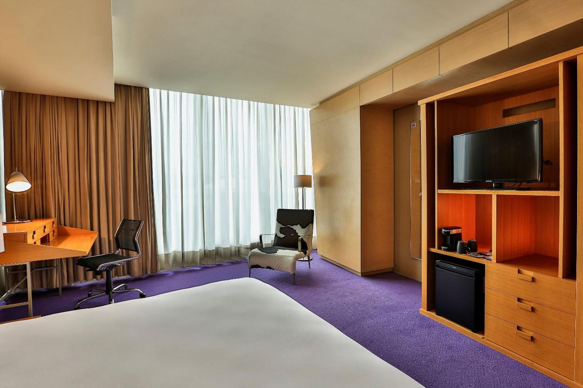 Hotel Camino Real Santa Fe